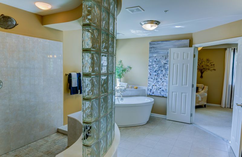 Best Bathroom Renovation Contractors in Mooresville, NC